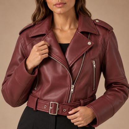 Cropped bikerjack dames in lederlook met ceintuur
