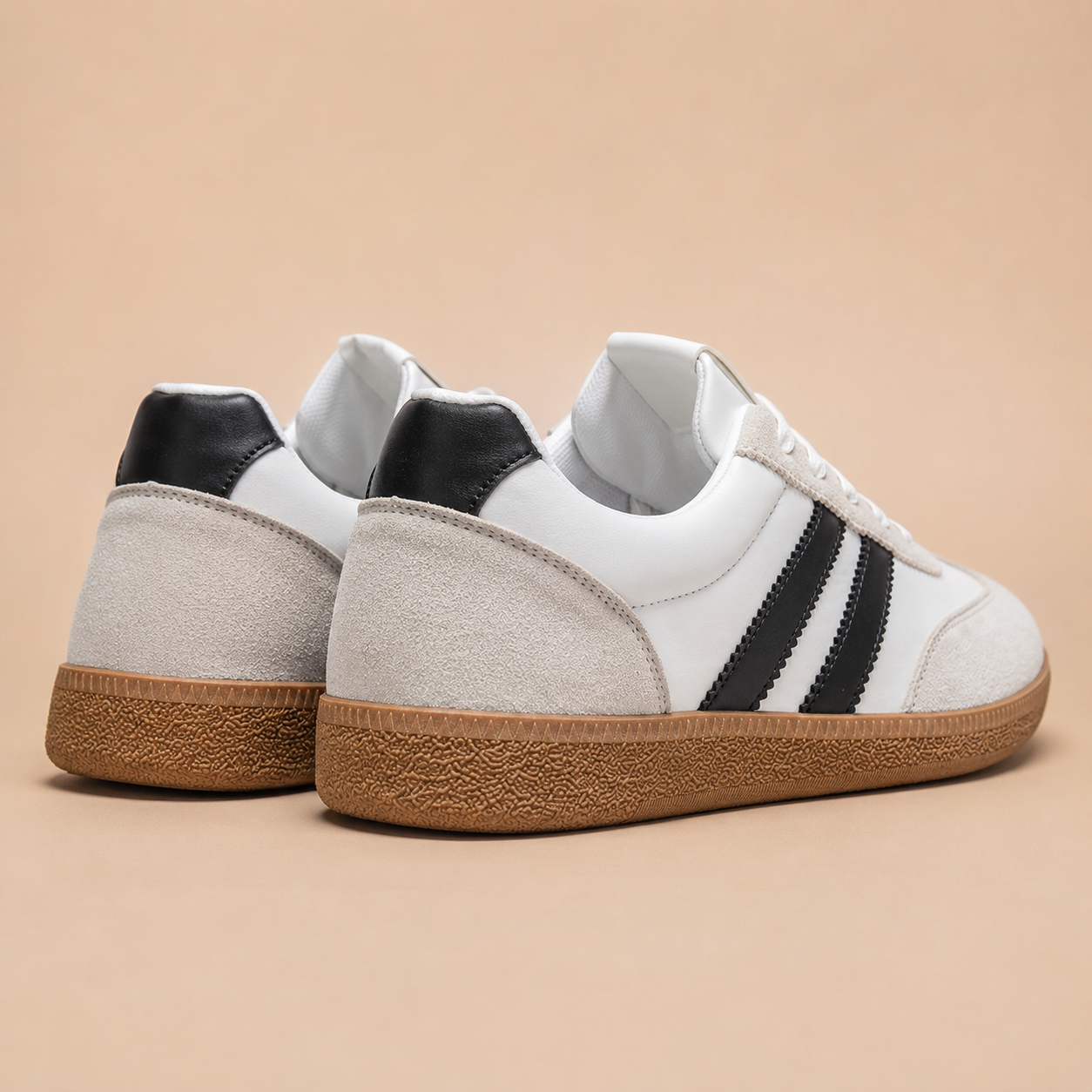 Sneakers Heren Retro – Lage Veterschoenen met Suede Look en Gum Zool – productaanzicht 3