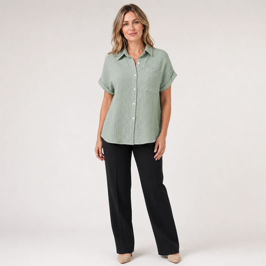 Dames Blouse Korte Mouw – Casual Model met Kraag, Borstzak en Knoopsluiting