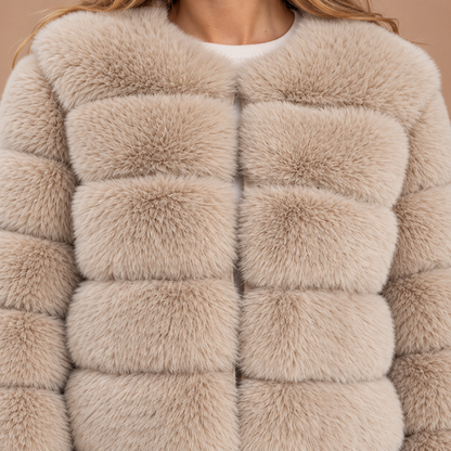 Lichtbeige faux fur jas voor dames met lange mouwen – detail van afwerking