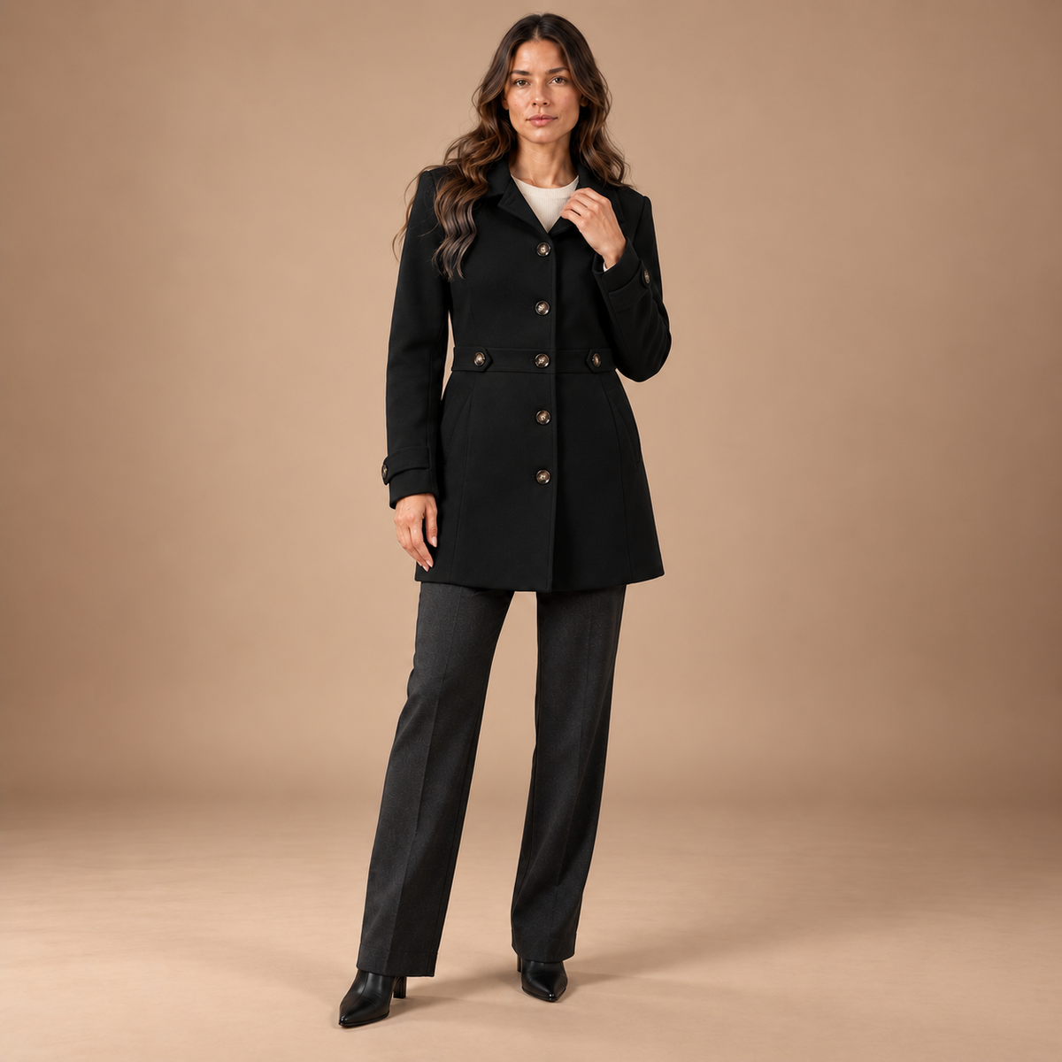 Getailleerde Mantel Dames – Revers en Knoopdetails – Black – vooraanzicht