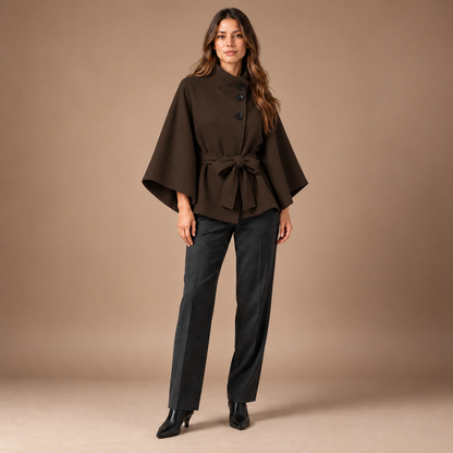 Cape jas dames in koffiebruin – volledige outfit
