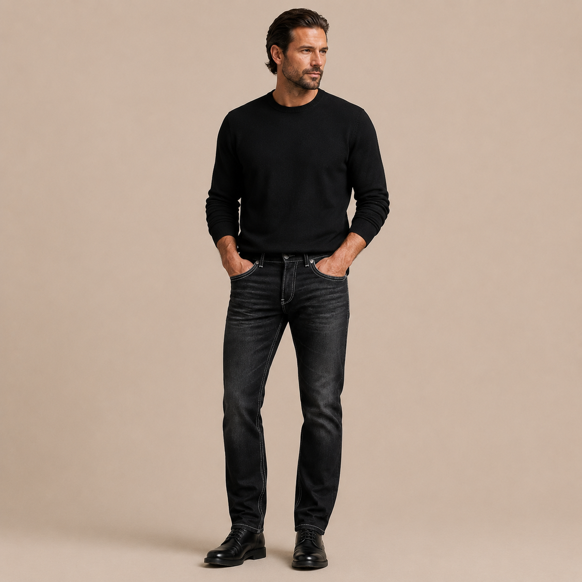 Man draagt gewassen regular fit jeans heren met contraststiksels