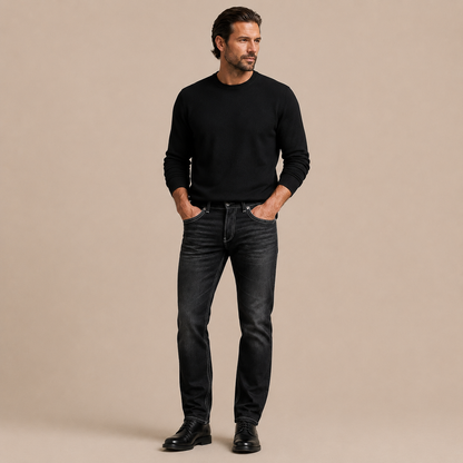 Man draagt gewassen regular fit jeans heren met contraststiksels