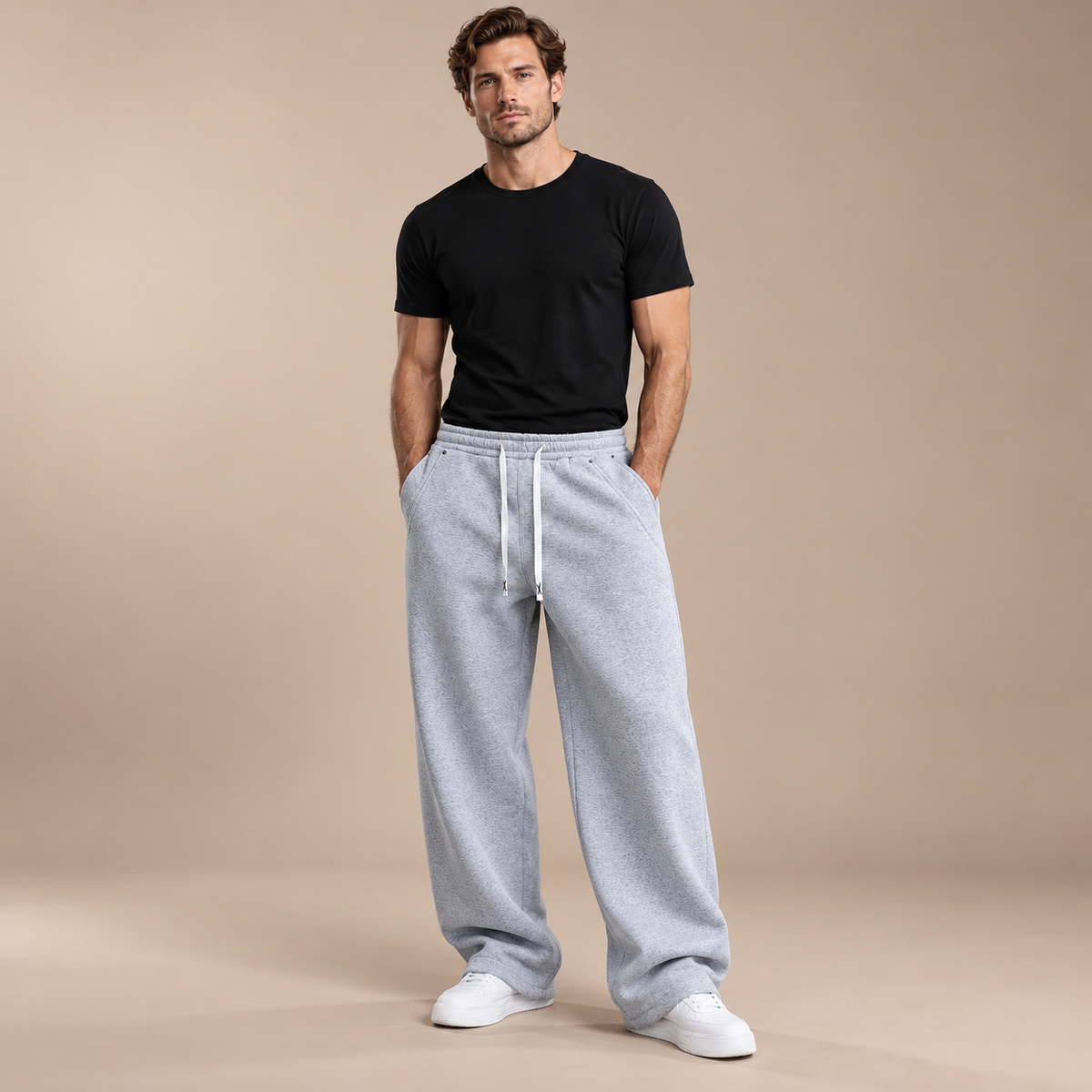 Joggingbroek heren extra wide leg lichtgrijs volledige outfit studio