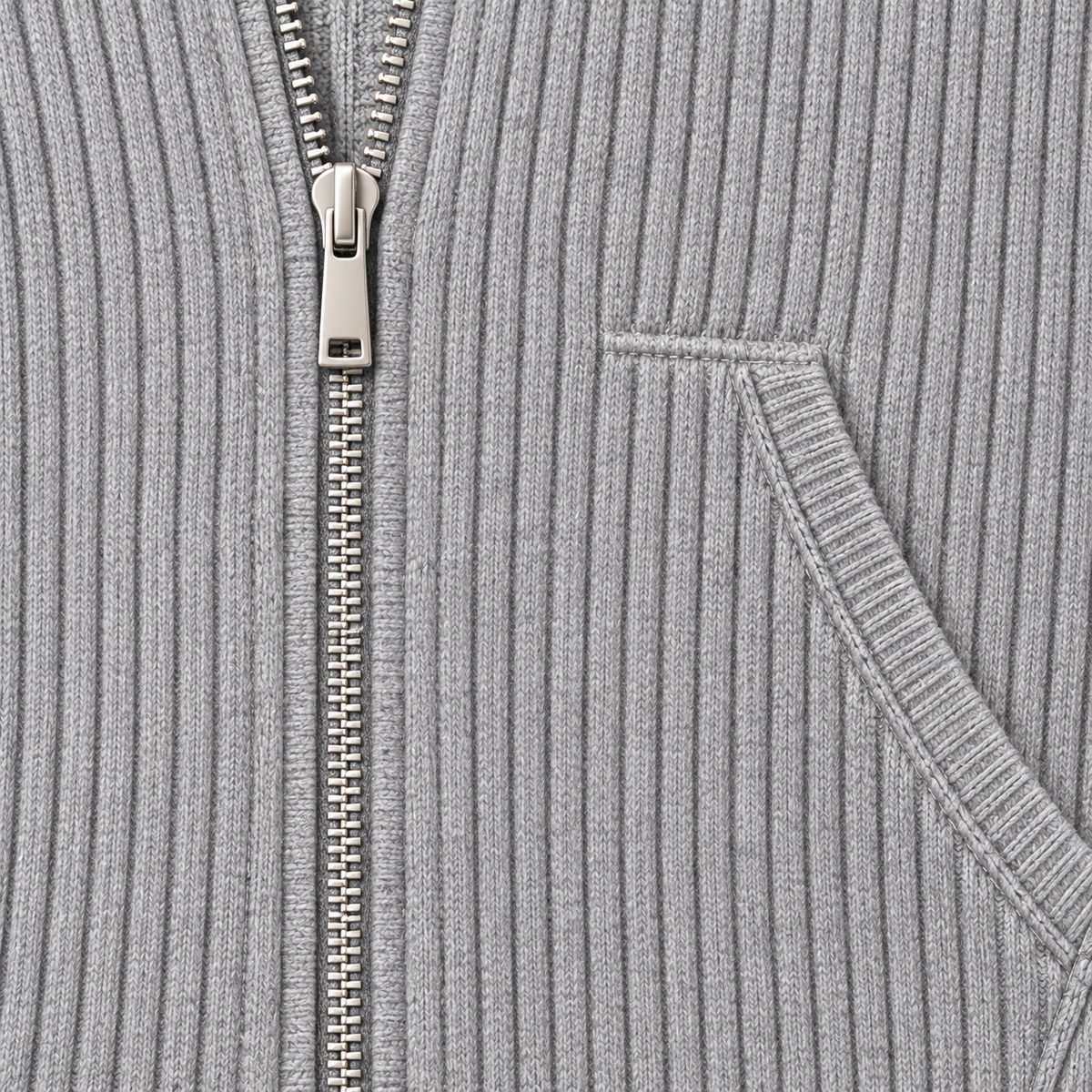 Lounge set dames in grijs – detail van ribstructuur, ritssluiting en vestzak