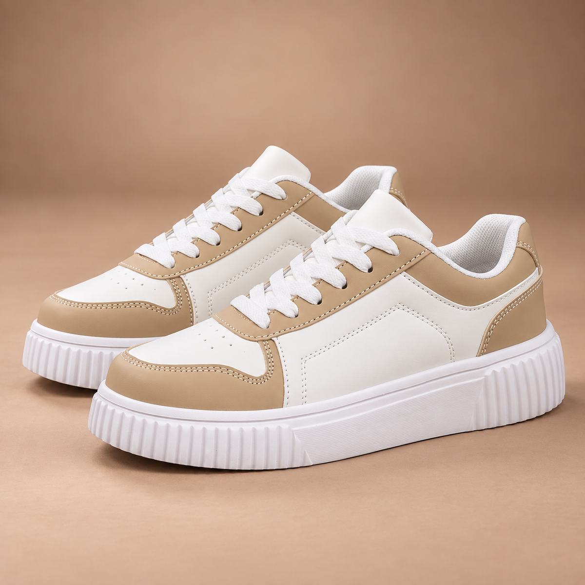 Khaki platform sneakers voor dames – voorkant