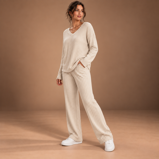 Beige ribgebreide dames set – driekwart aanzicht