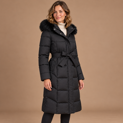 Winterjas Dames – Lange Puffer Jas met Riem en Capuchon in zwart – zijaanzicht